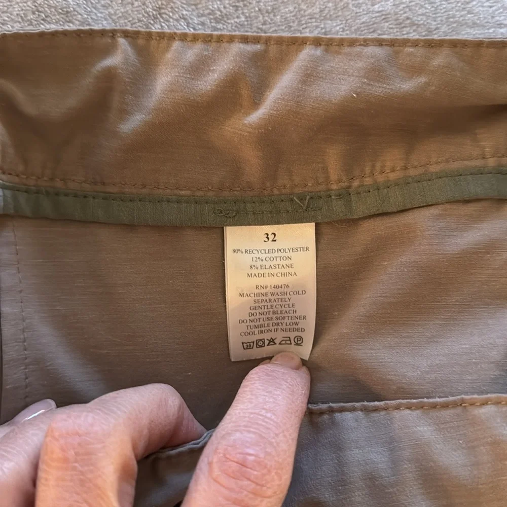 FAHERTY khaki shorts
